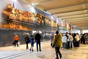 Impression 20 m à Paris Gare de Lyon (2018) Krom Galerie - Lionel Caracci