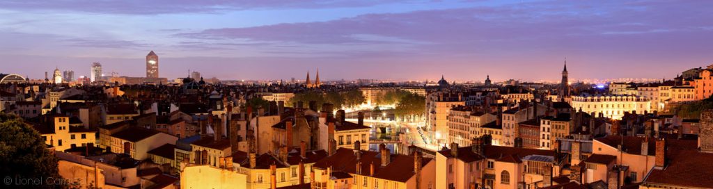 Photo Art Place Rouville. Photographie panoramique de Lyon de Lionel Caracci, qui expose par ailleurs son travail chez Krom Galerie Lyon.