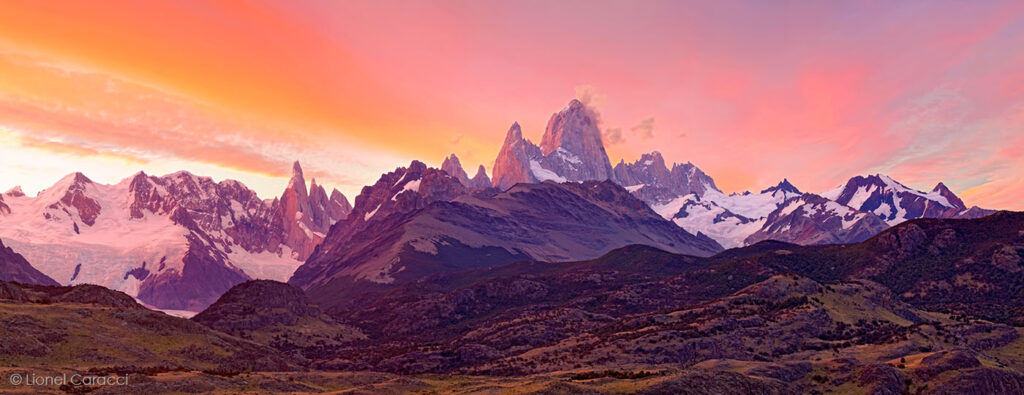 Photo Los Glaciares ainsi que Cerro Torre, en Patagonie. Photographie d'art de montagne et nature de Lionel Caracci, qui expose par ailleurs son travail chez Krom Galerie Lyon.